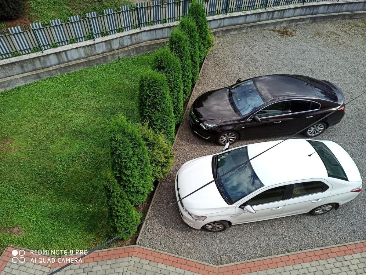 Bomba Ubytko Appartamento Snina Esterno foto