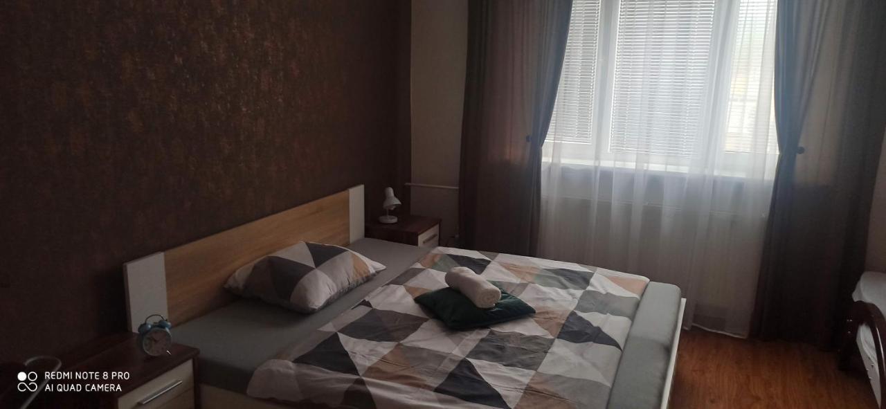 Bomba Ubytko Appartamento Snina Esterno foto